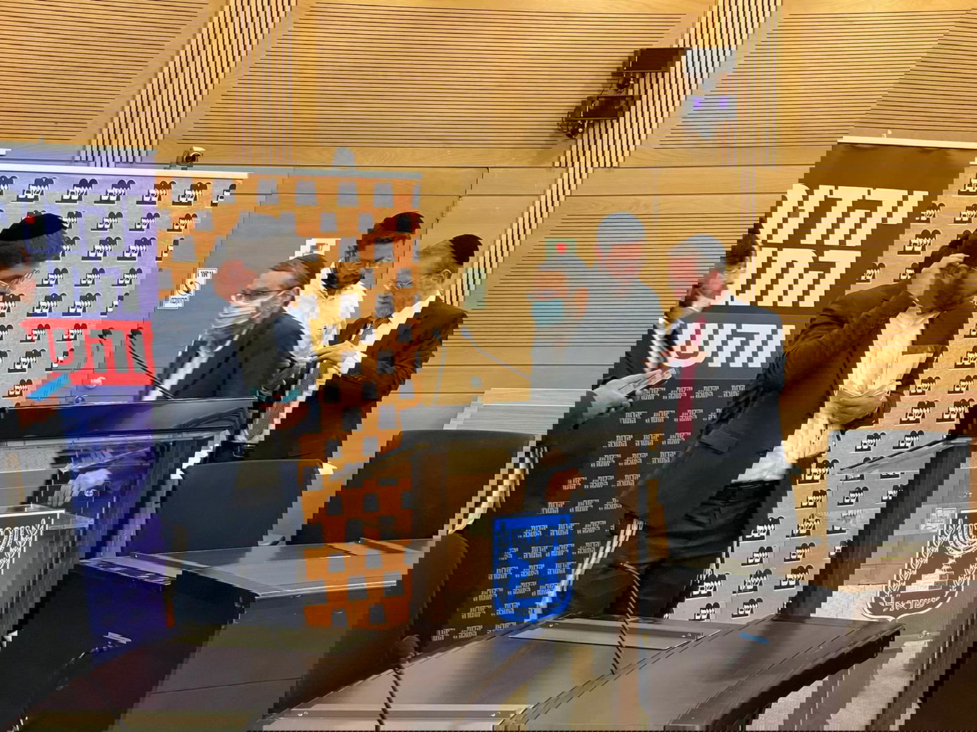 זופניק בכיכר • כל התמונות והנייעס של השבוע