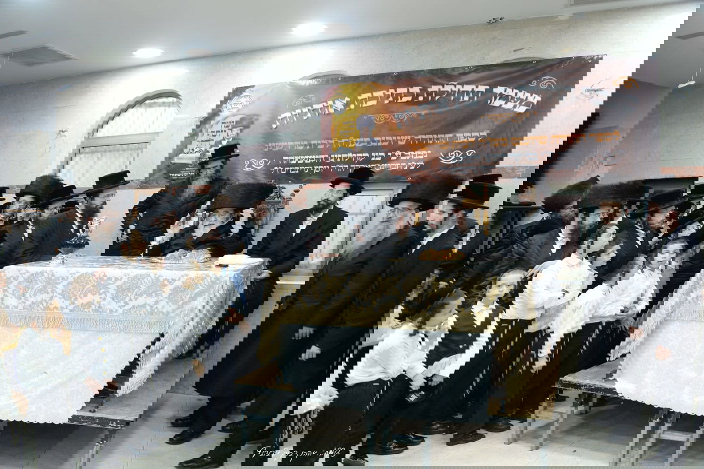 הרבי מויז'ניץ חיזק את קהילת האברך שנהרג