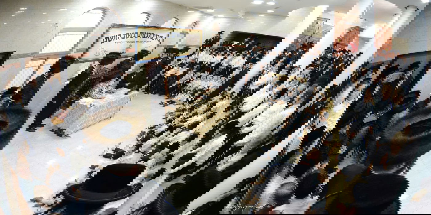 הרבי מויז'ניץ חיזק את קהילת האברך שנהרג