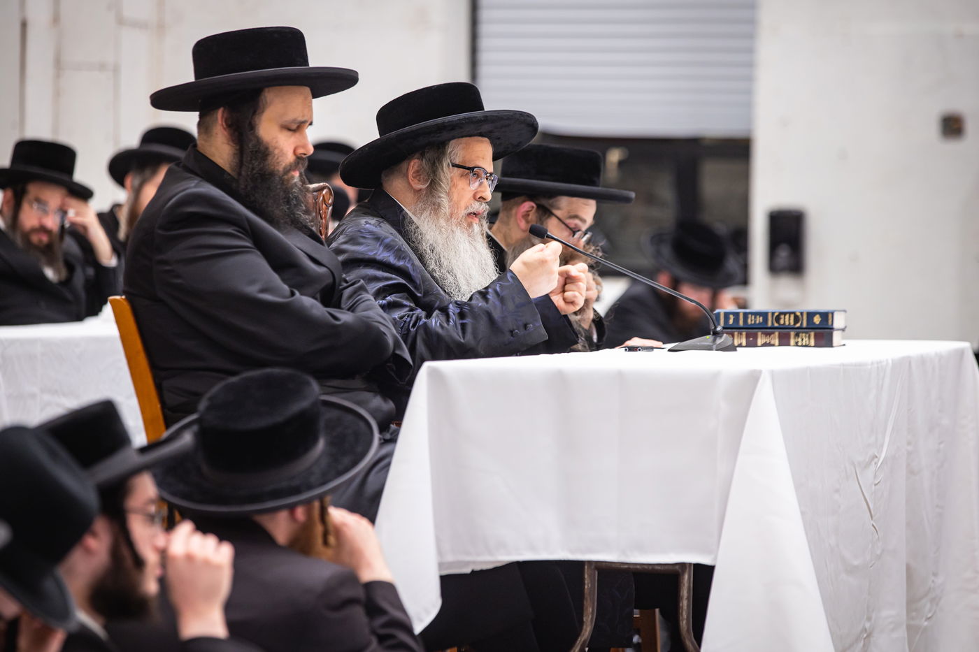 בהשתתפות האדמו"ר: בסאטמר ערכו כינוס חינוך להורים