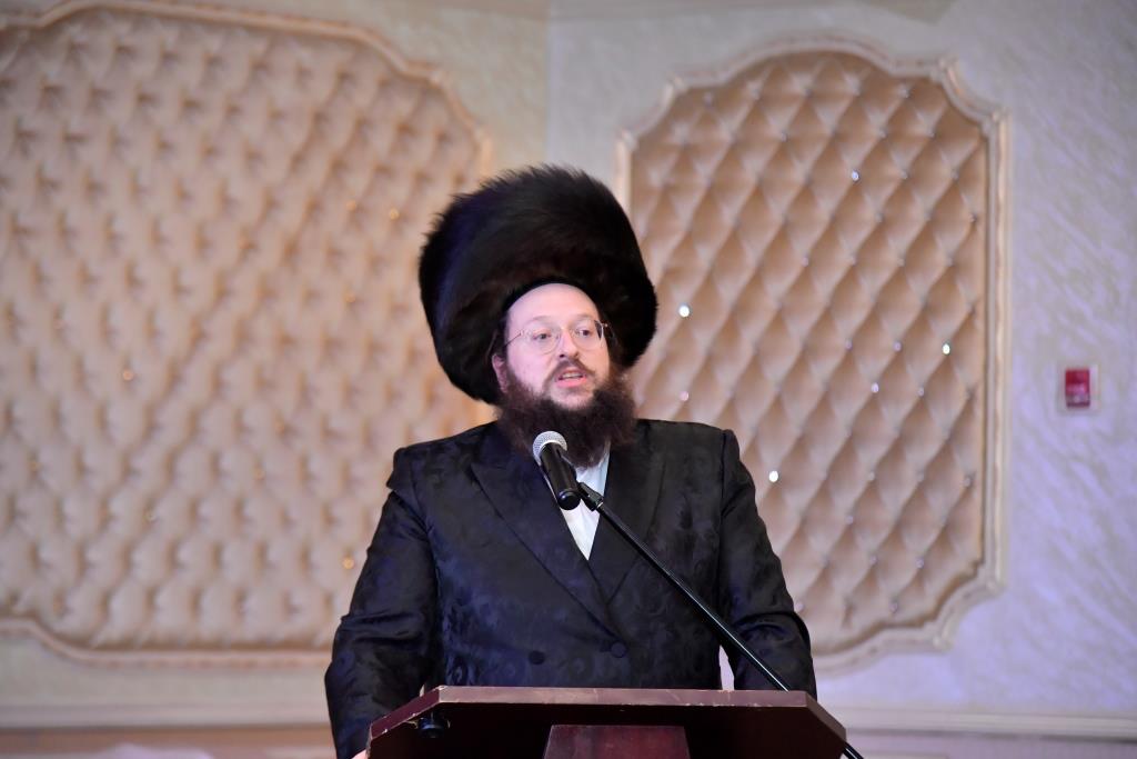 שמחות השבע ברכות לנכד האדמו"ר מויז'ניץ בארה"ב