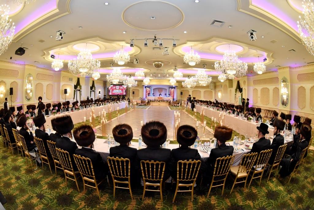 שמחות השבע ברכות לנכד האדמו"ר מויז'ניץ בארה"ב