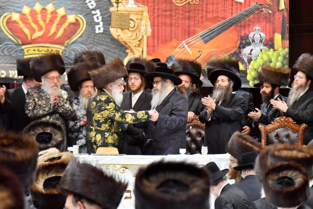 שמחות השבע ברכות לנכד האדמו"ר מויז'ניץ בארה"ב