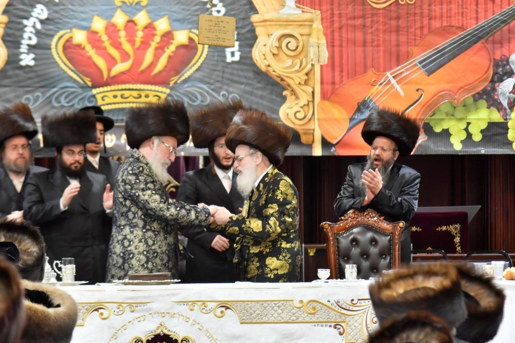 שמחות השבע ברכות לנכד האדמו"ר מויז'ניץ בארה"ב