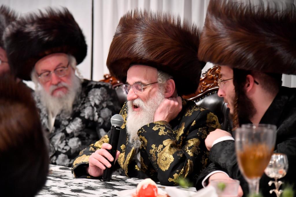 שמחות השבע ברכות לנכד האדמו"ר מויז'ניץ בארה"ב