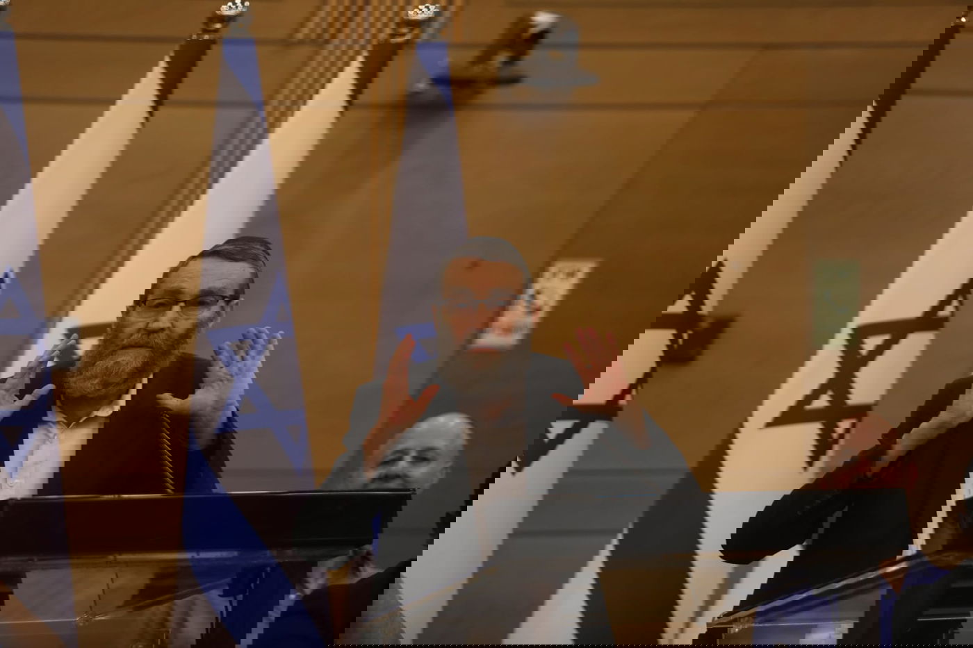 "מלוכדים": ראש האופוזיציה נתניהו עם המפלגות החרדיות