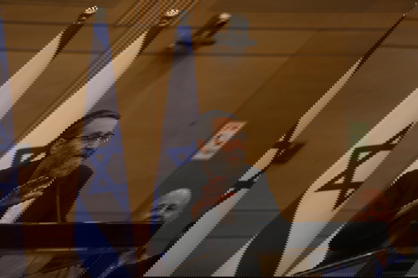 "מלוכדים": ראש האופוזיציה נתניהו עם המפלגות החרדיות