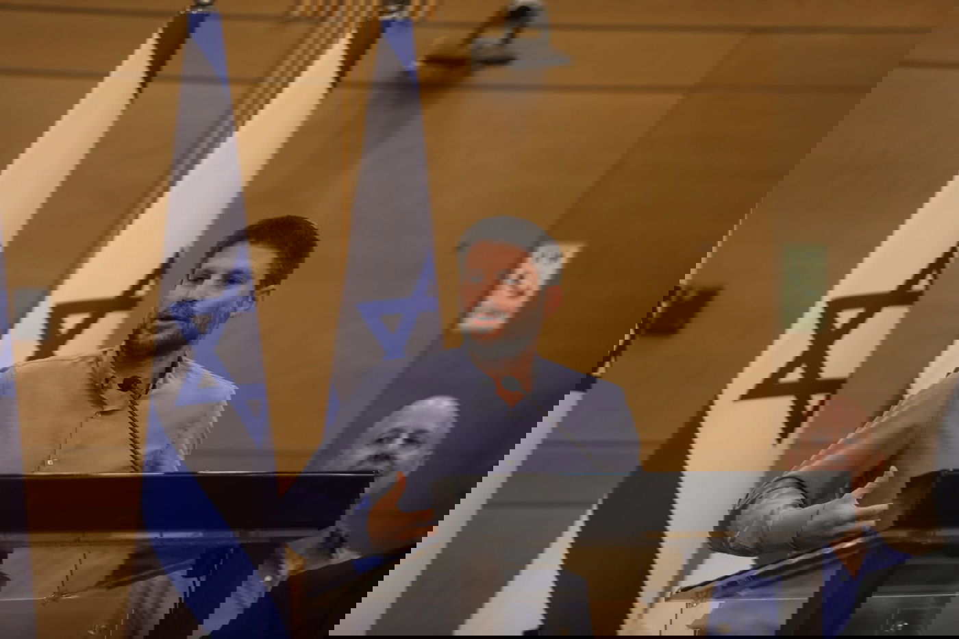 "מלוכדים": ראש האופוזיציה נתניהו עם המפלגות החרדיות