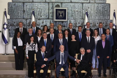 איחוד האמירויות: 'מברכים את רה"מ הנכנס'