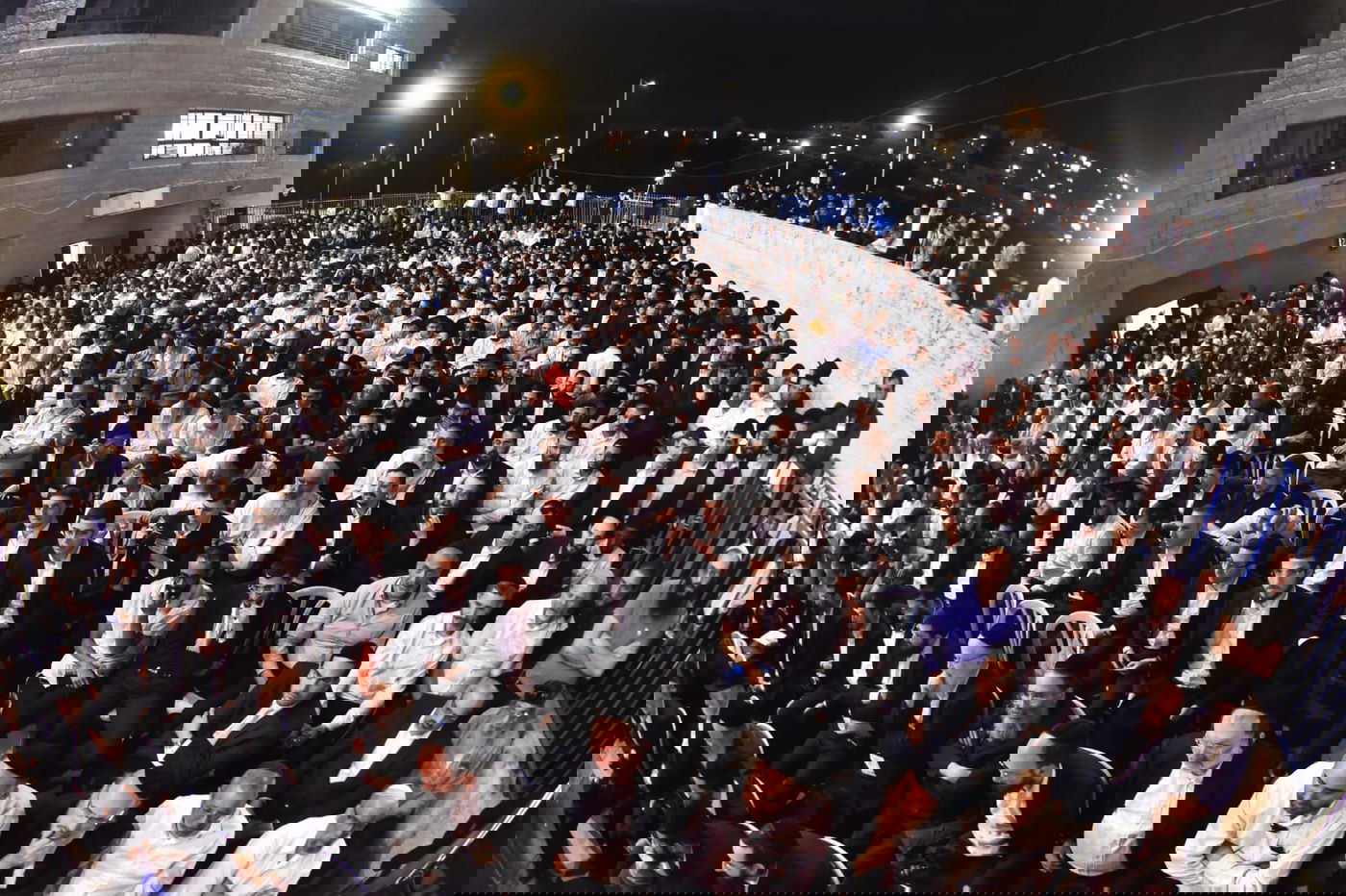 אלפים במעמד הסיומים של הינוקא בירושלים • צפו