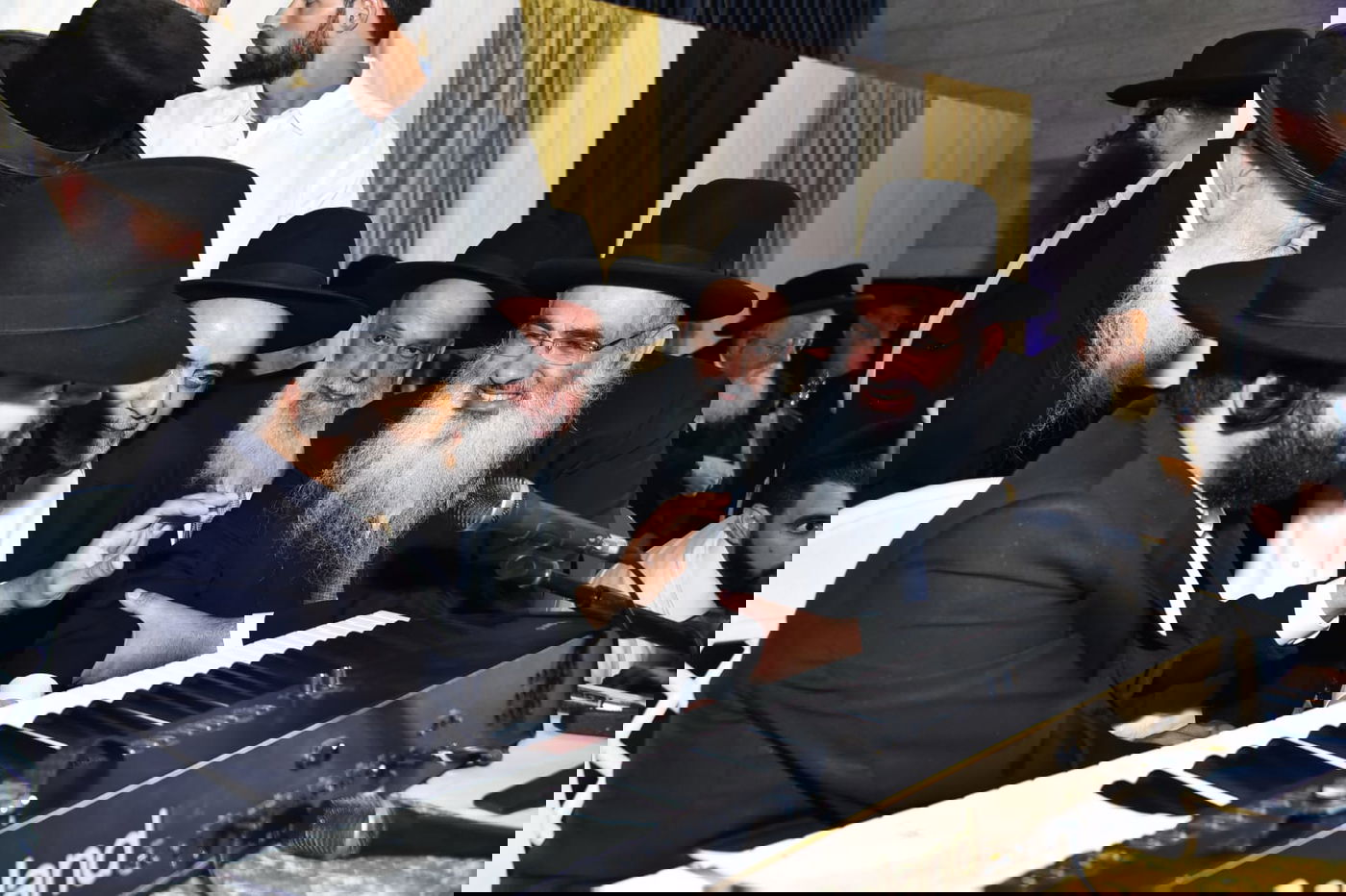 אלפים במעמד הסיומים של הינוקא בירושלים • צפו