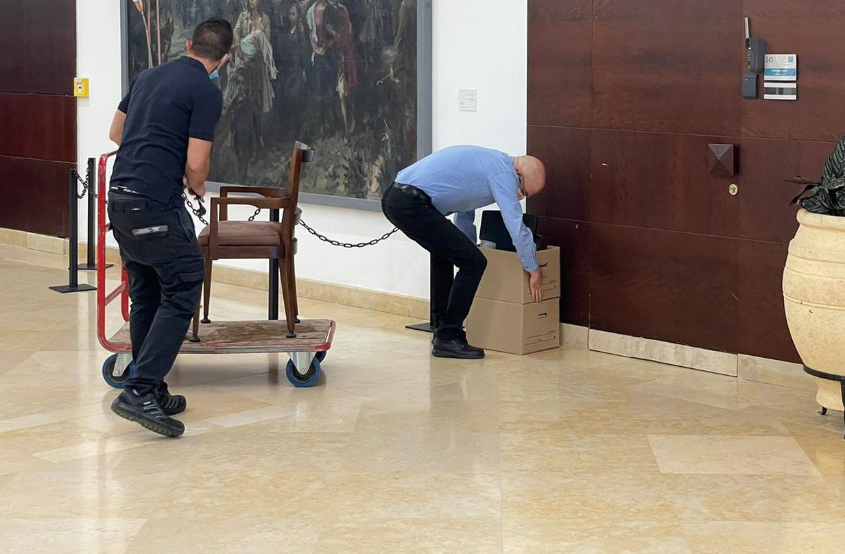 תיעוד: לשכת ראש הממשלה פונתה מחפציו של נתניהו