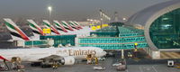 מטוסי חברת אמירטס שדה התעופה בדובאי
