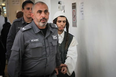 החשוד בבית המשפט, היום