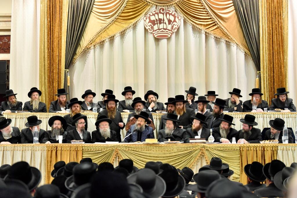 המונים קיבלו את פני הרבי מבאבוב 45