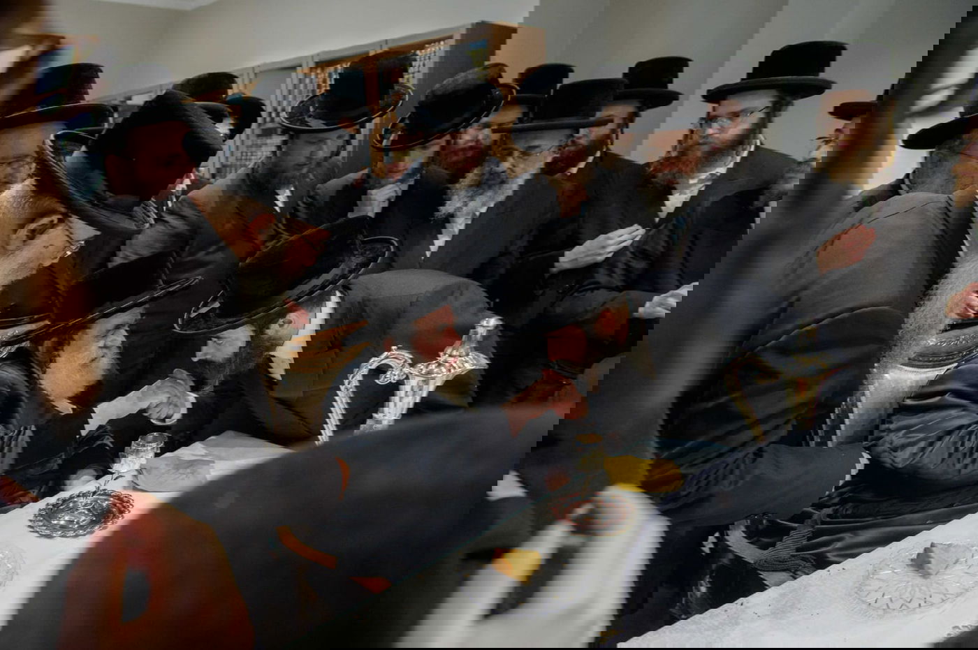 תיעוד: האדמו"ר מויז'ניץ בביקור בזק בלונדון