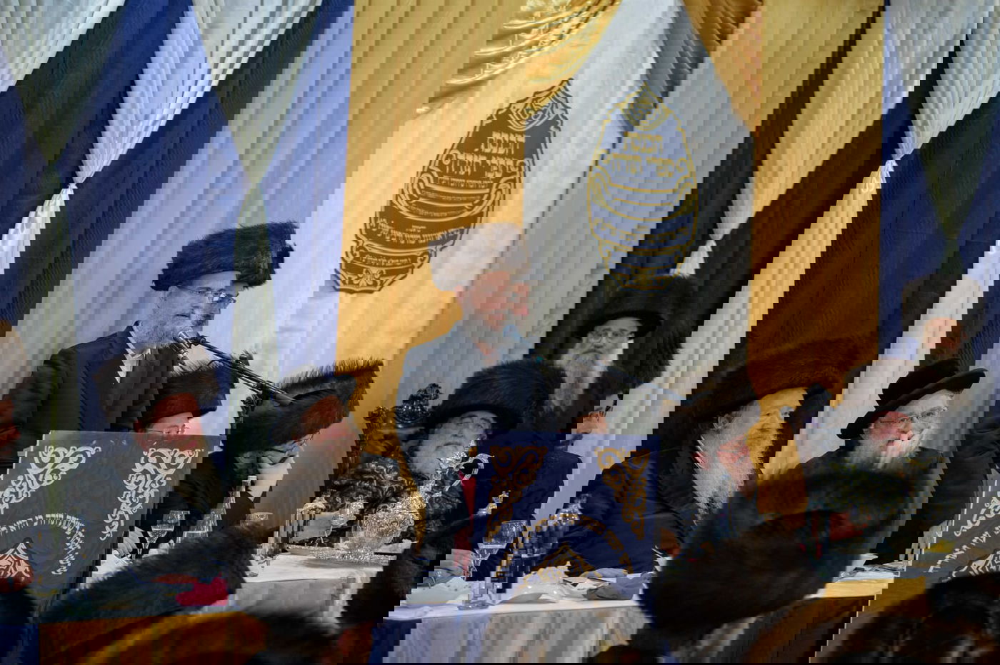 תיעוד: האדמו"ר מויז'ניץ בביקור בזק בלונדון