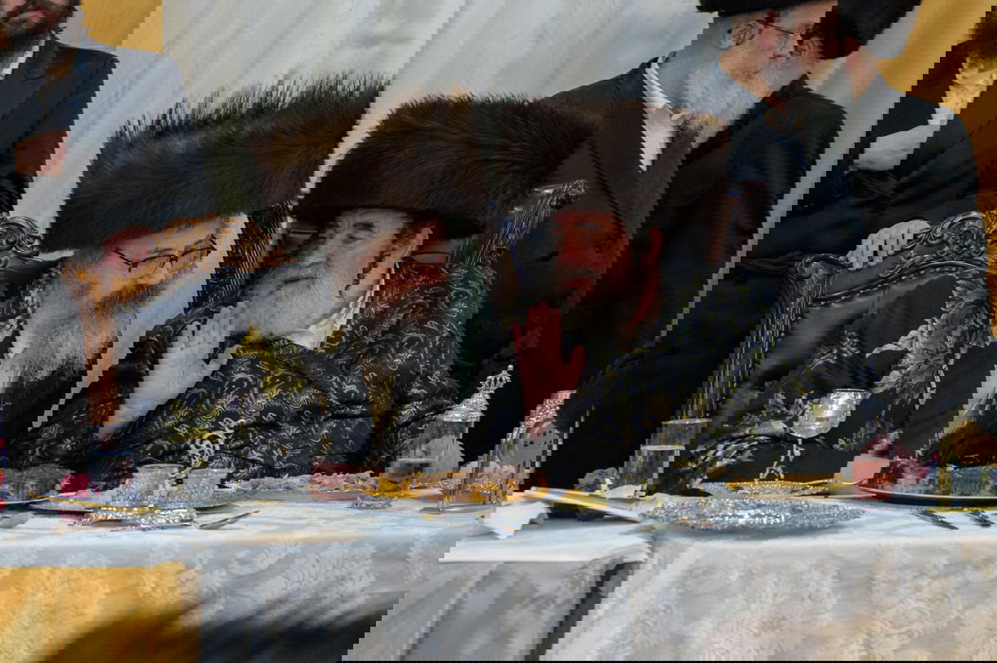 תיעוד: האדמו"ר מויז'ניץ בביקור בזק בלונדון