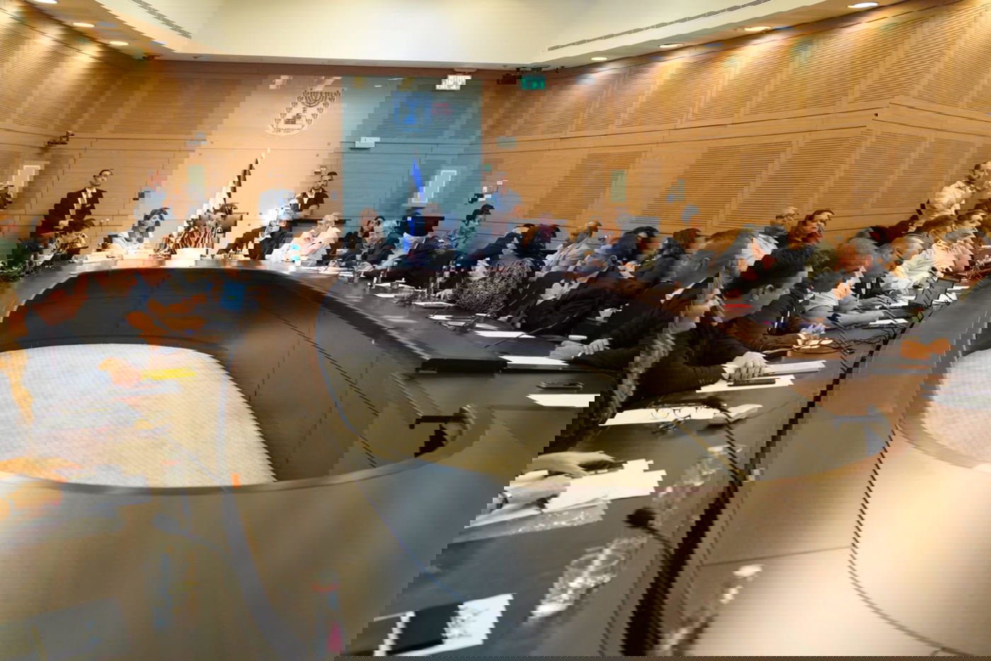 מאיר פרוש לעידית סילמן: "את מתנהגת כמו ילדה קטנה"