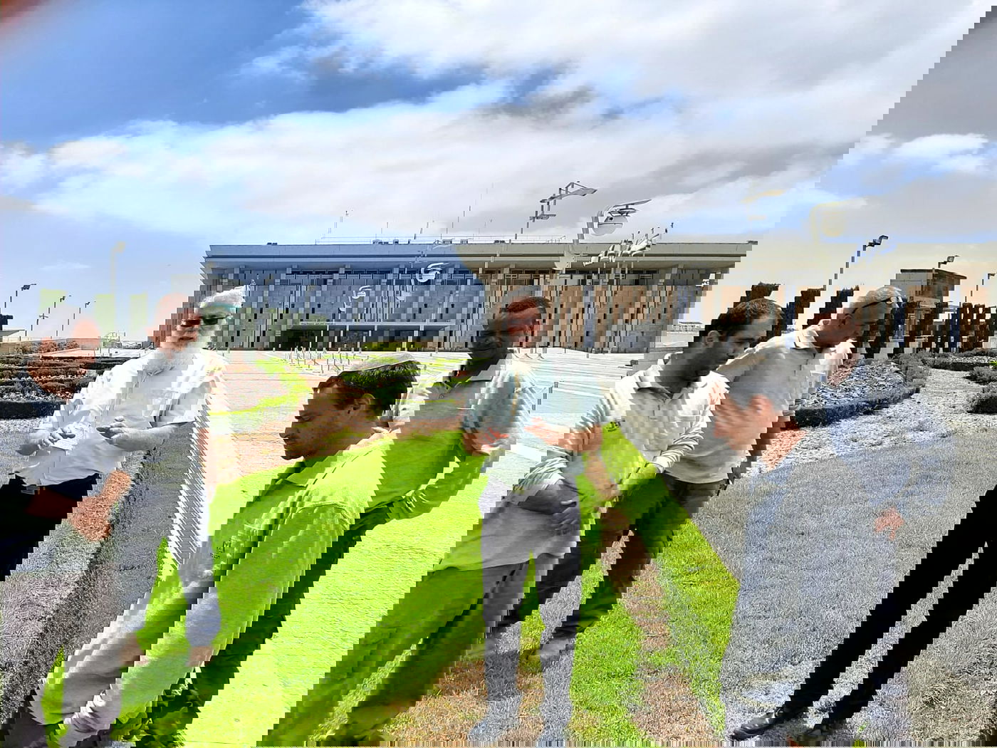 עם הרב אפרתי: הכנסת נערכת לשנת השמיטה