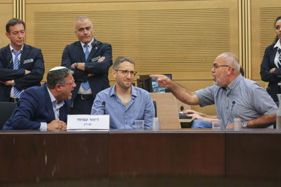 קללות וגידופים בדיון סוער בכנסת: "מחבל, פאשיסט"