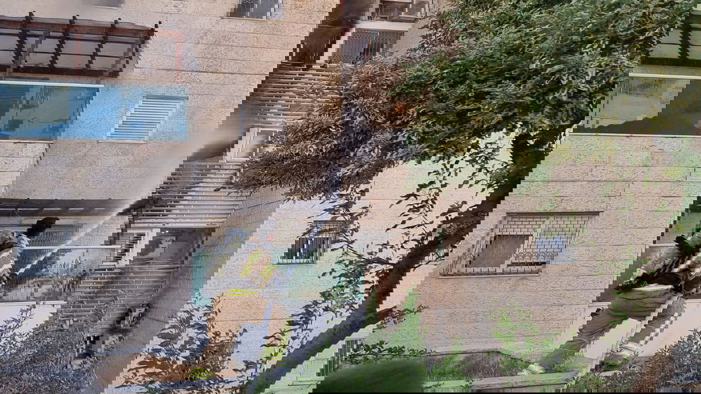 מודיעין עילית: הכבאים השתלטו על האש