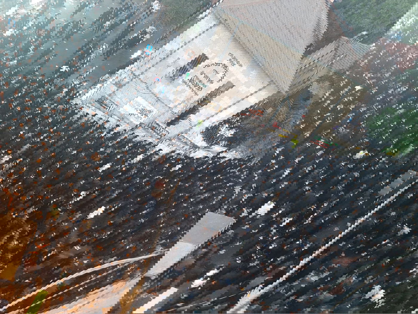 אלפים בעצרת המחאה של 'העדה'; "כבוד התורה"