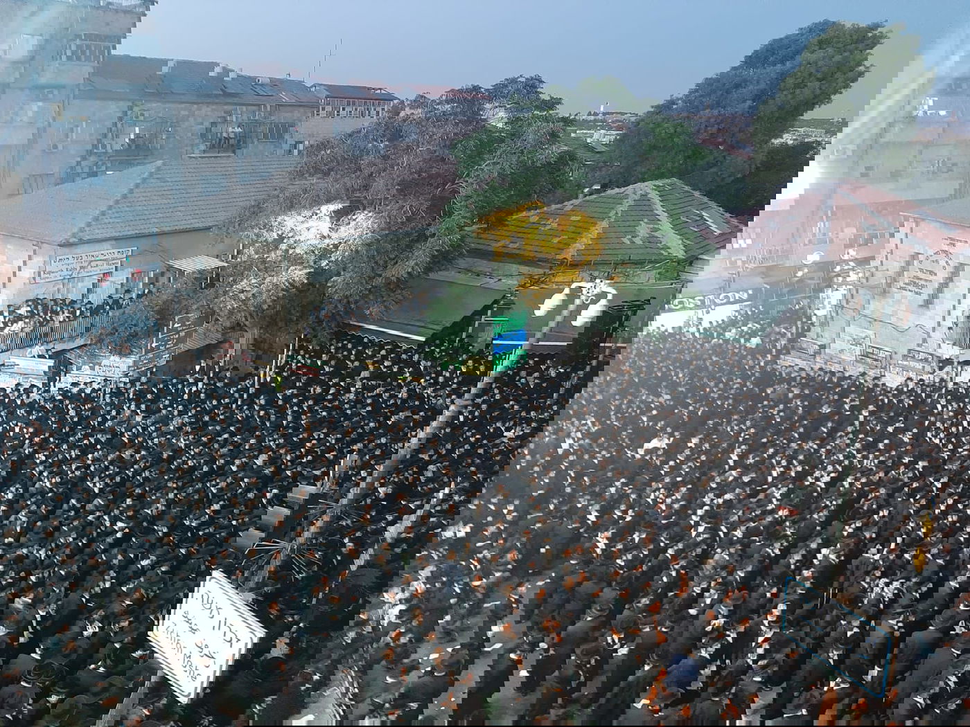 אלפים בעצרת המחאה של 'העדה'; "כבוד התורה"