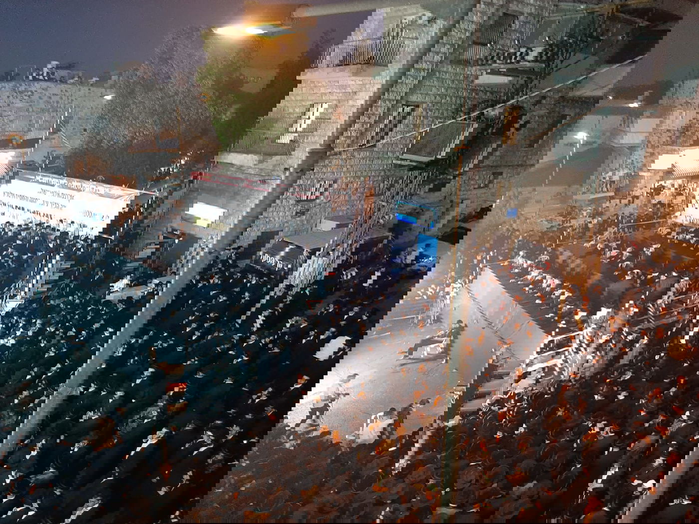 אלפים בעצרת המחאה של 'העדה'; "כבוד התורה"