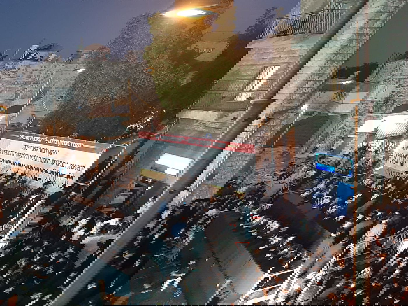 אלפים בעצרת המחאה של 'העדה'; "כבוד התורה"