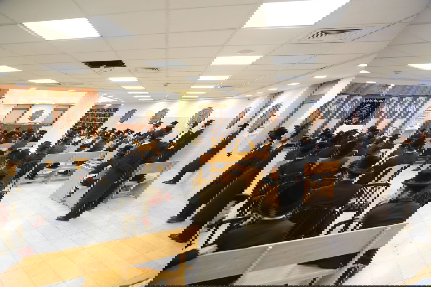 הרבי מסטוטשין מסר שיחת חיזוק לאברכים