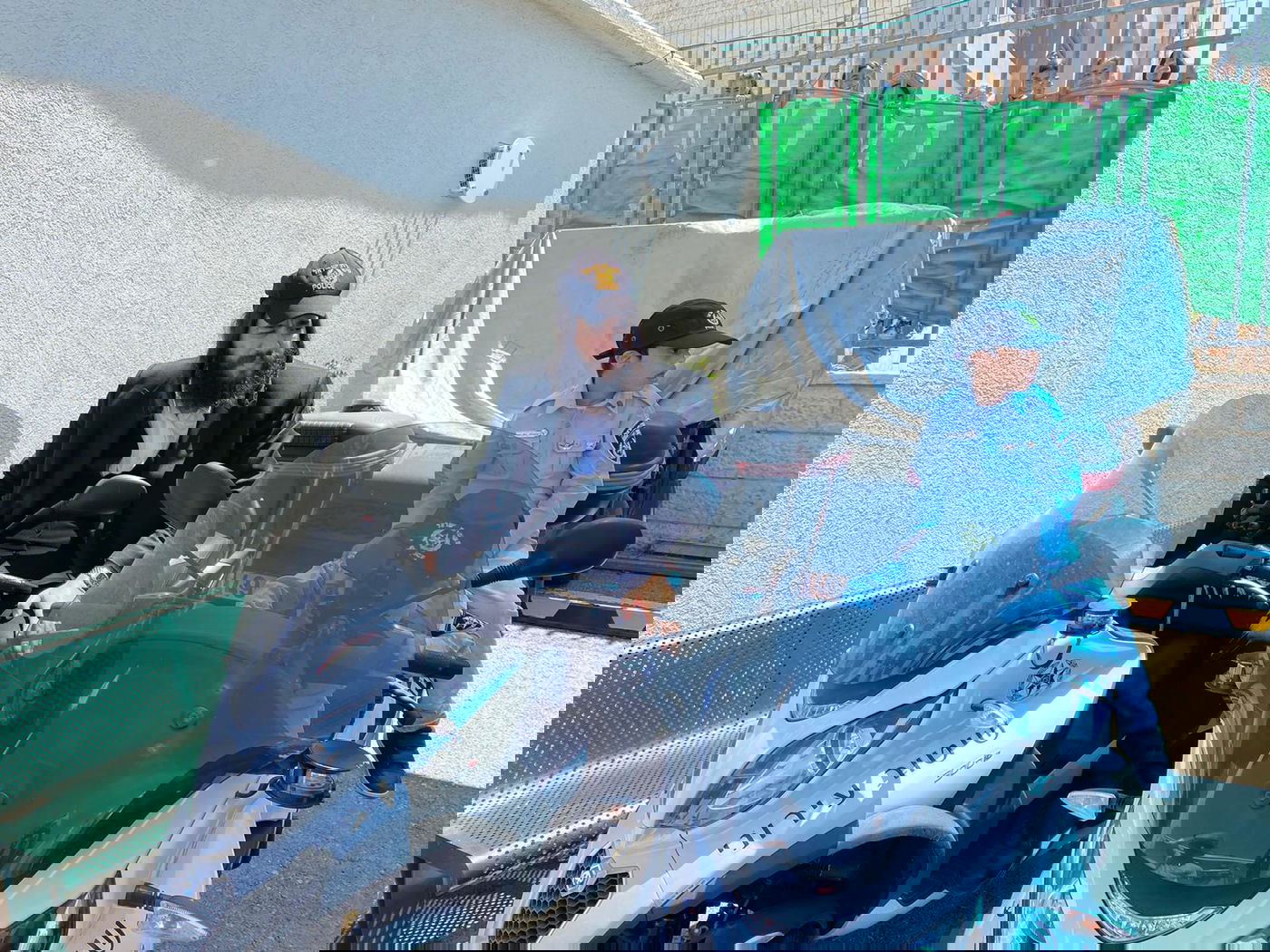 אלעד: כך הגשימו שוטרים חלום לילדים; צפו