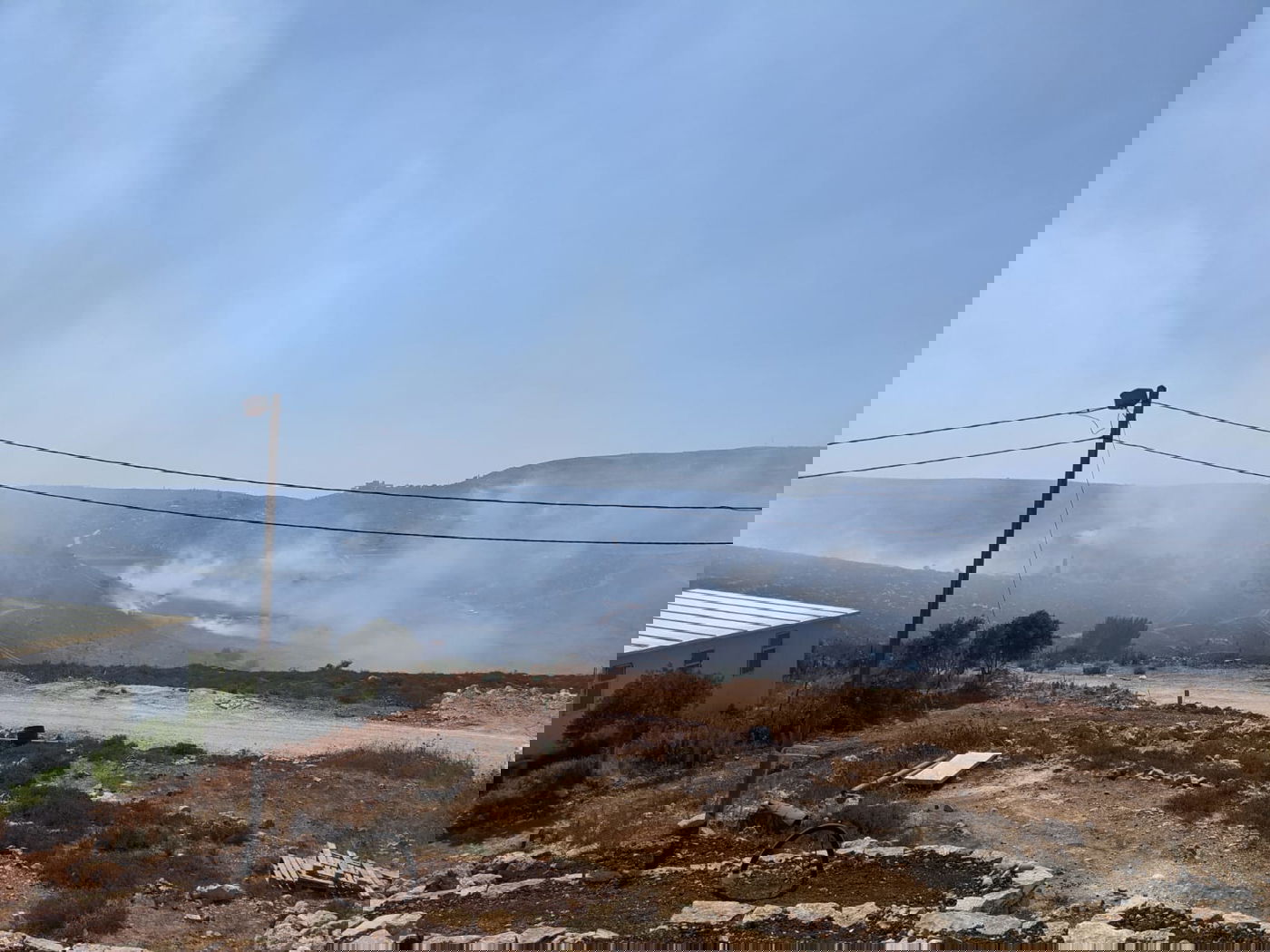 תושבי "אש קודש" פונו מבתיהם בשל האש שהגיעה לבתים