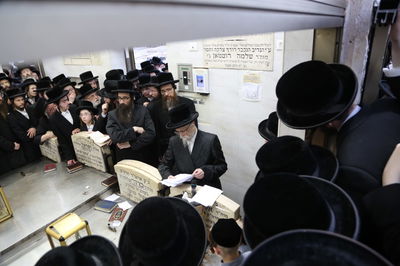 הרבי מסערט ויז'ניץ בתפילה