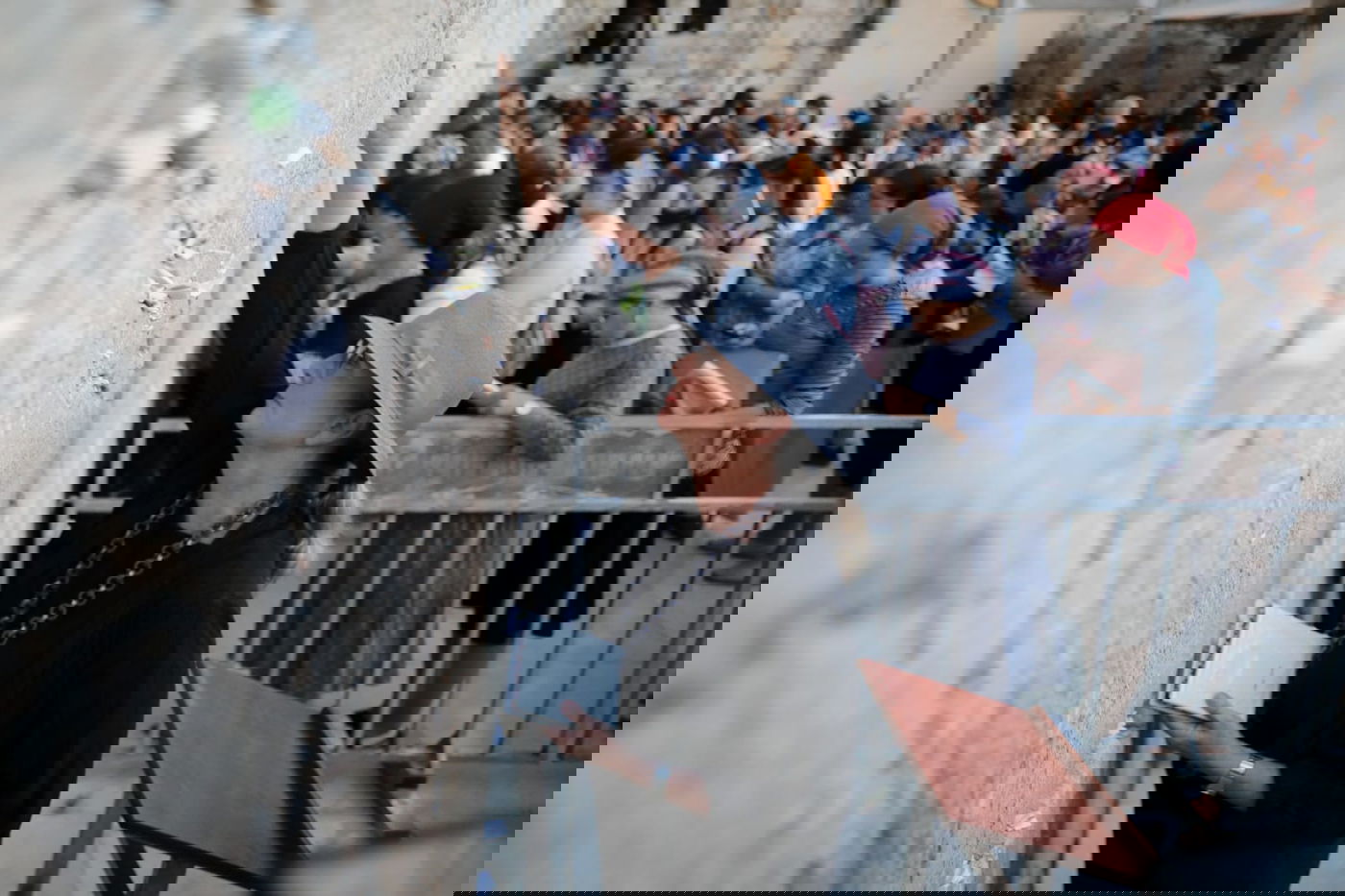 הנשיא הנבחר יצחק הרצוג התפלל בכותל וקרא לאחדות