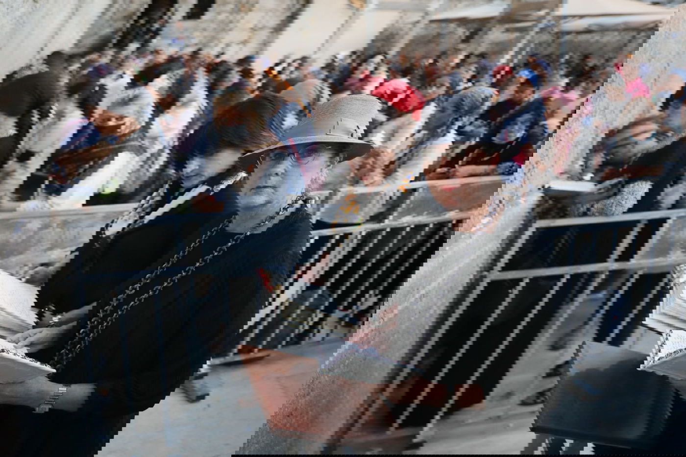 הנשיא הנבחר יצחק הרצוג התפלל בכותל וקרא לאחדות