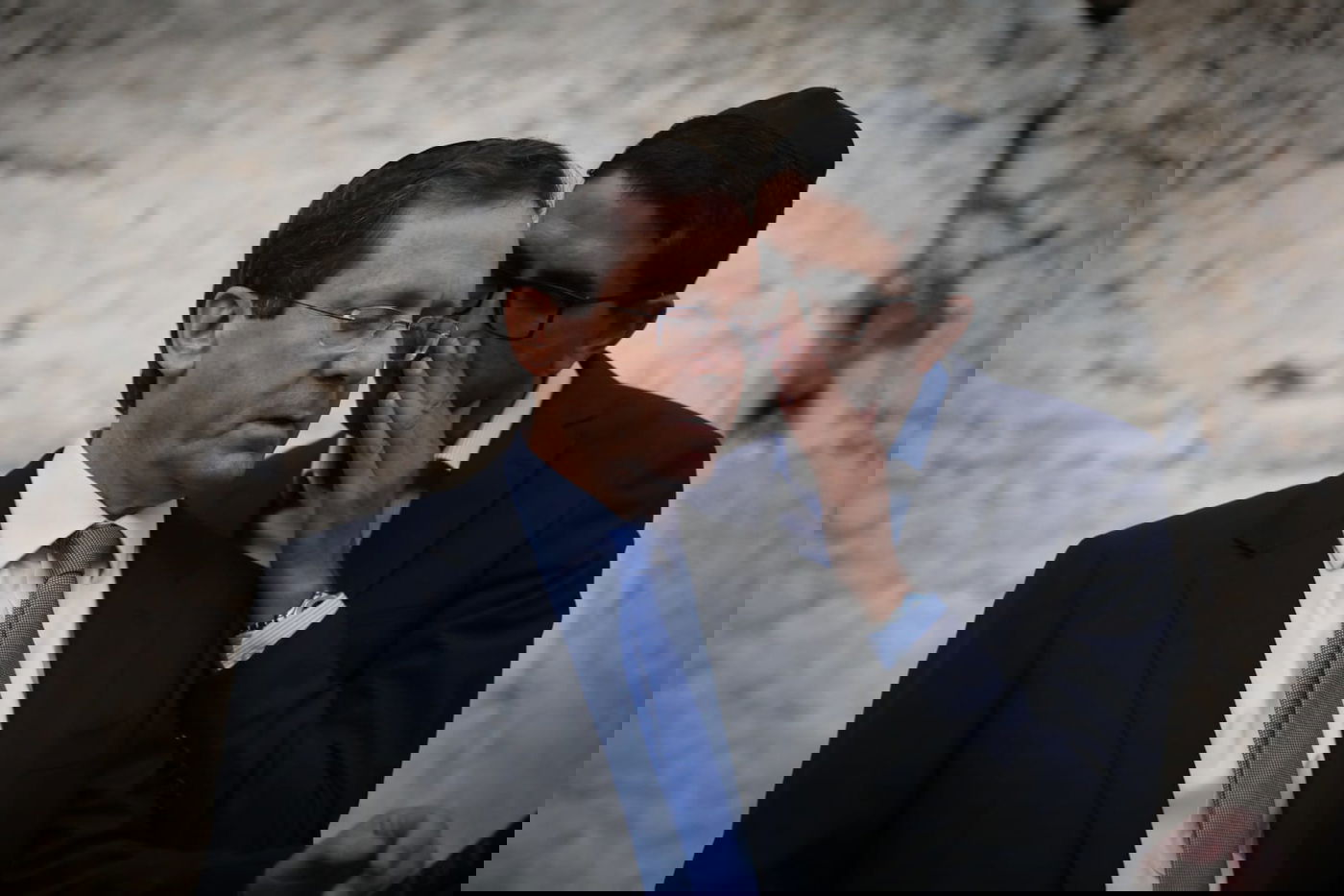 הנשיא הנבחר יצחק הרצוג התפלל בכותל וקרא לאחדות