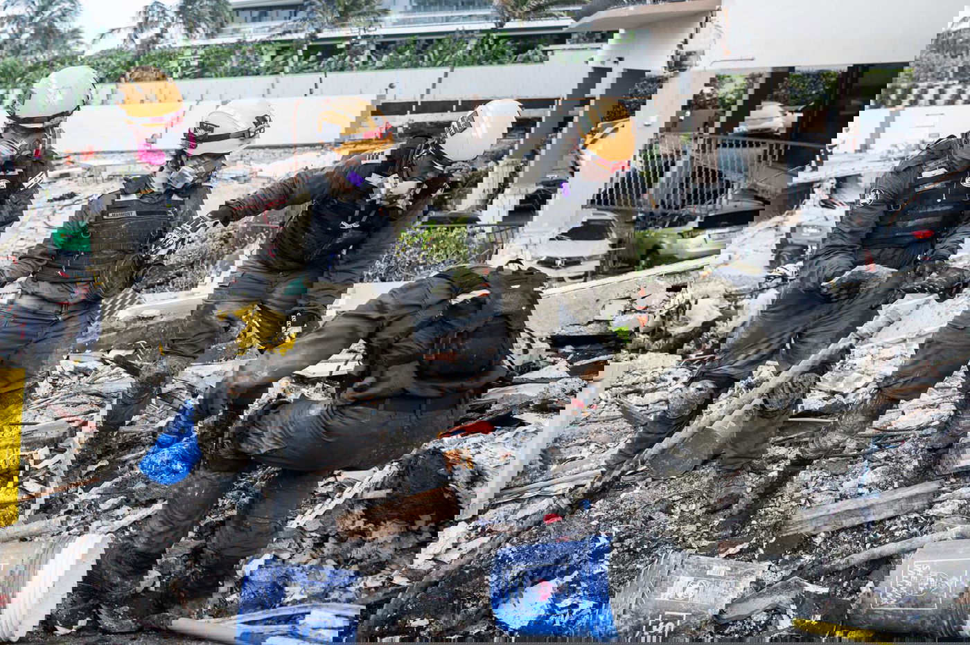 האסון במיאמי: 86 הרוגים אותרו, 43 נעדרים