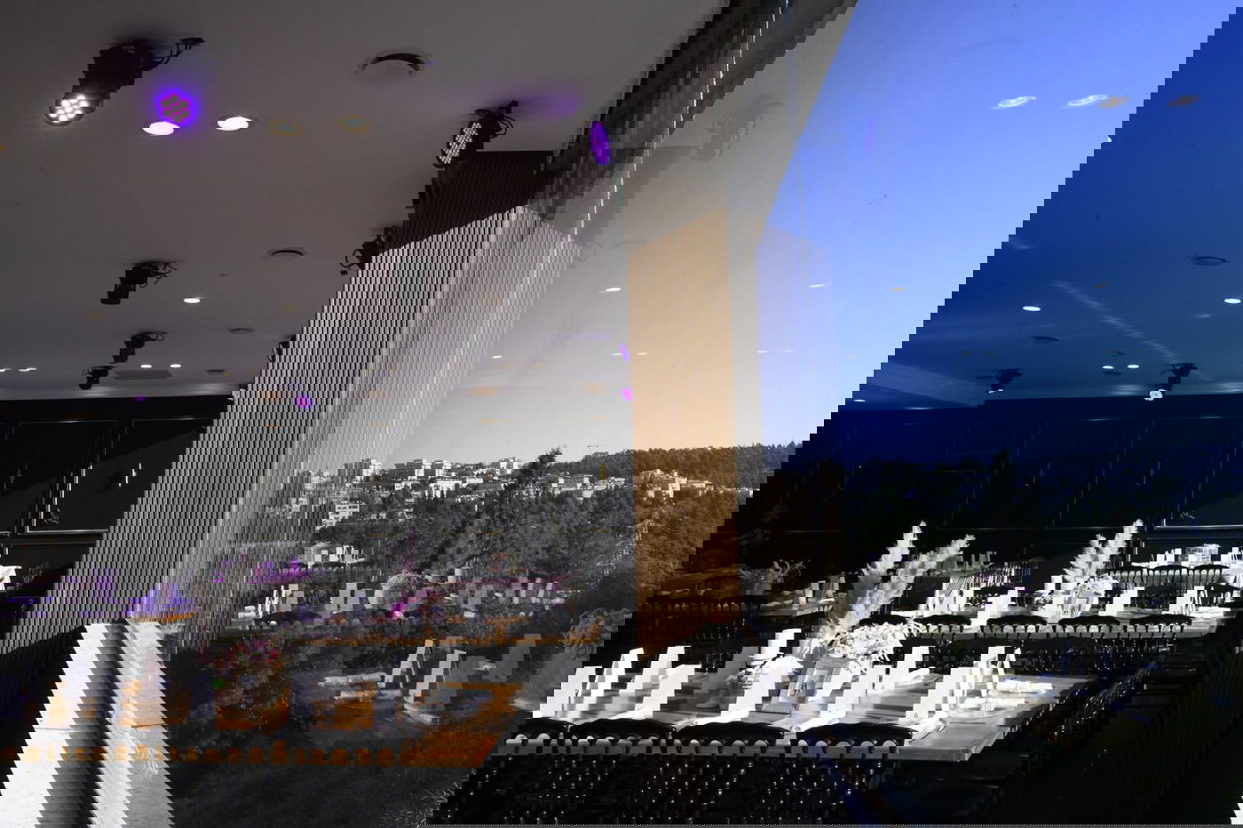 אולם בוטיק ירושלמי חדש;לשמוח בדרך שלך