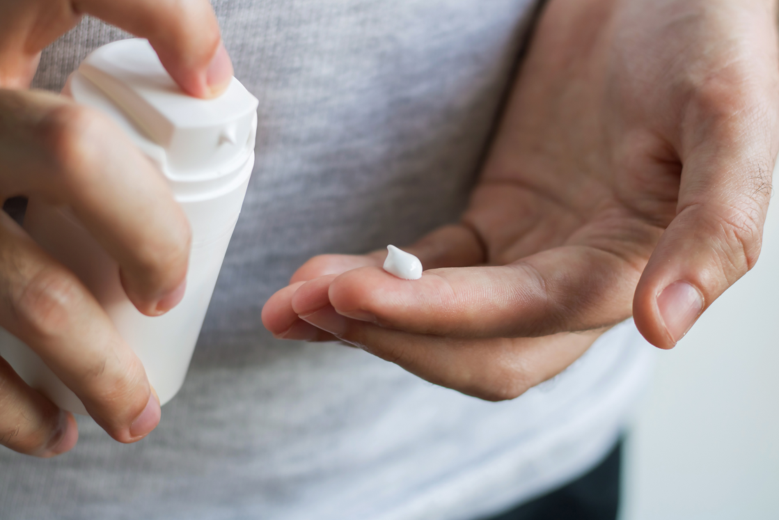 בשום פנים ואופן: אל תעשו את הטעות הזו בטיפול באקנה