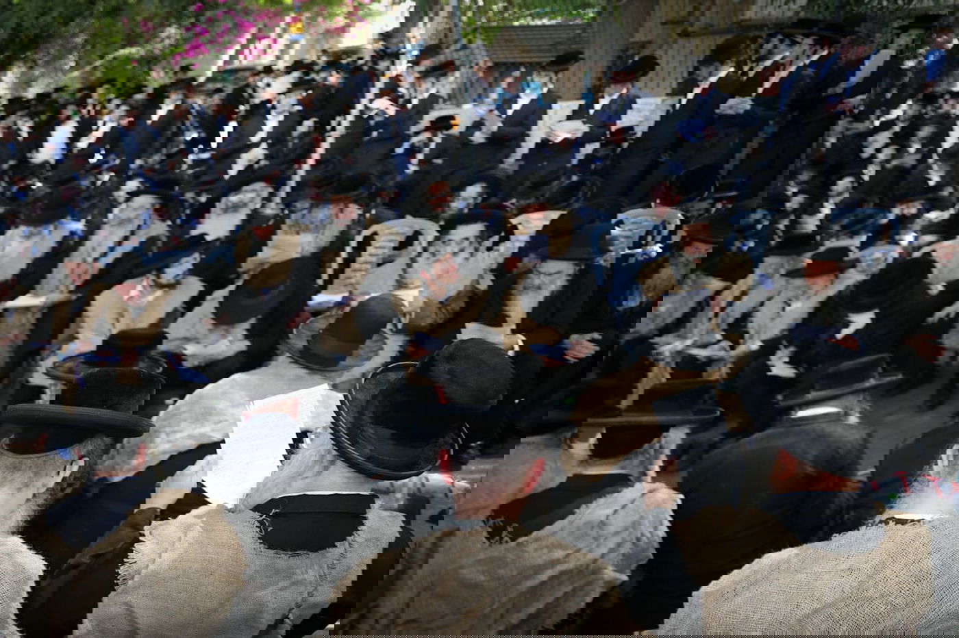 במחאת הרכבת בבר אילן: שק ואפר ו'תיקון'