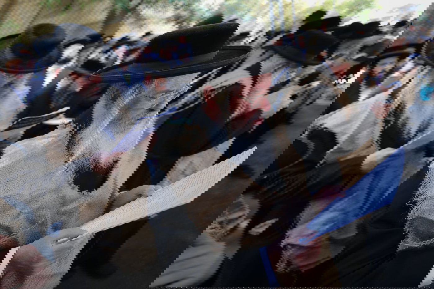 במחאת הרכבת בבר אילן: שק ואפר ו'תיקון'