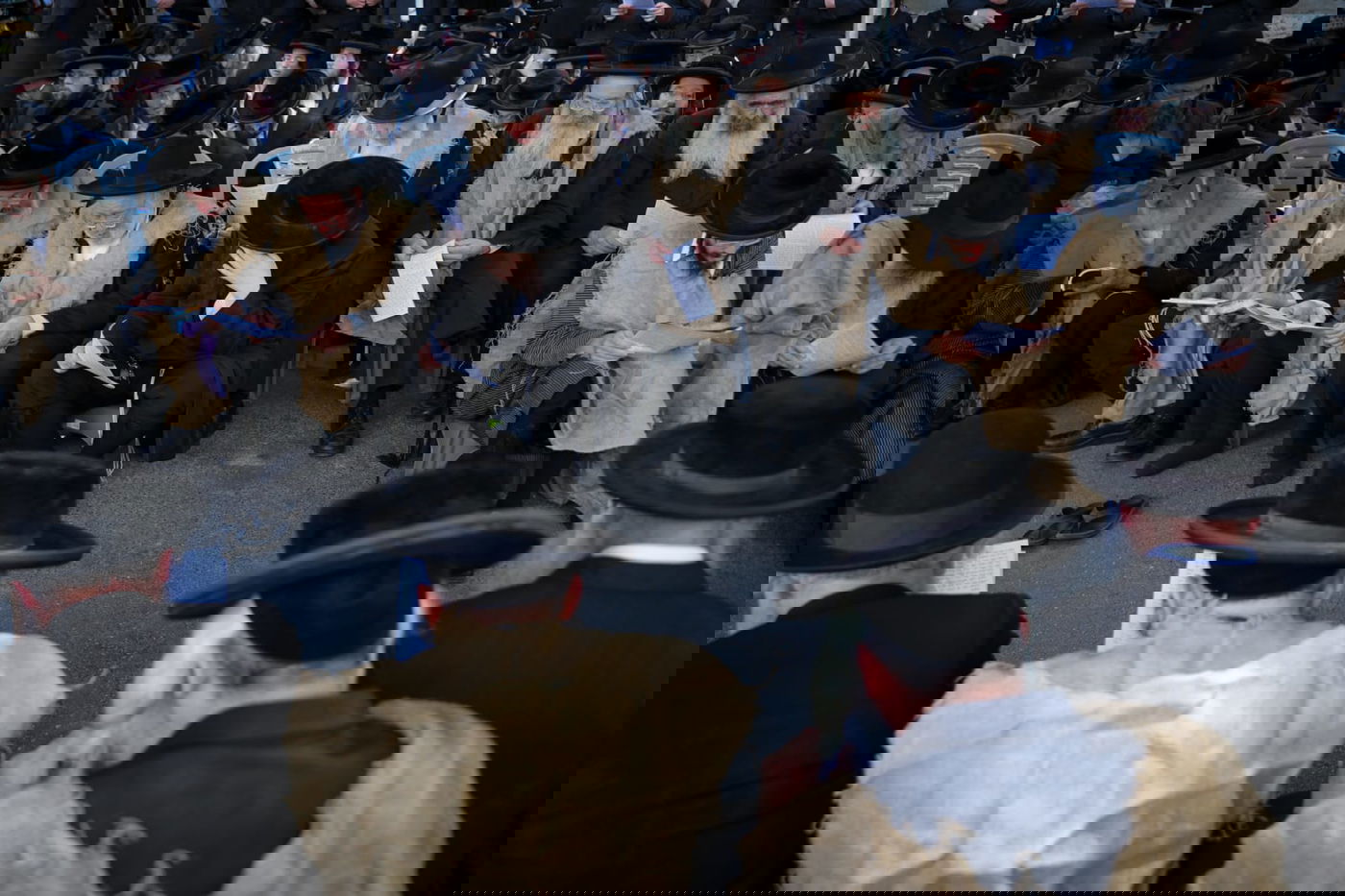 במחאת הרכבת בבר אילן: שק ואפר ו'תיקון'