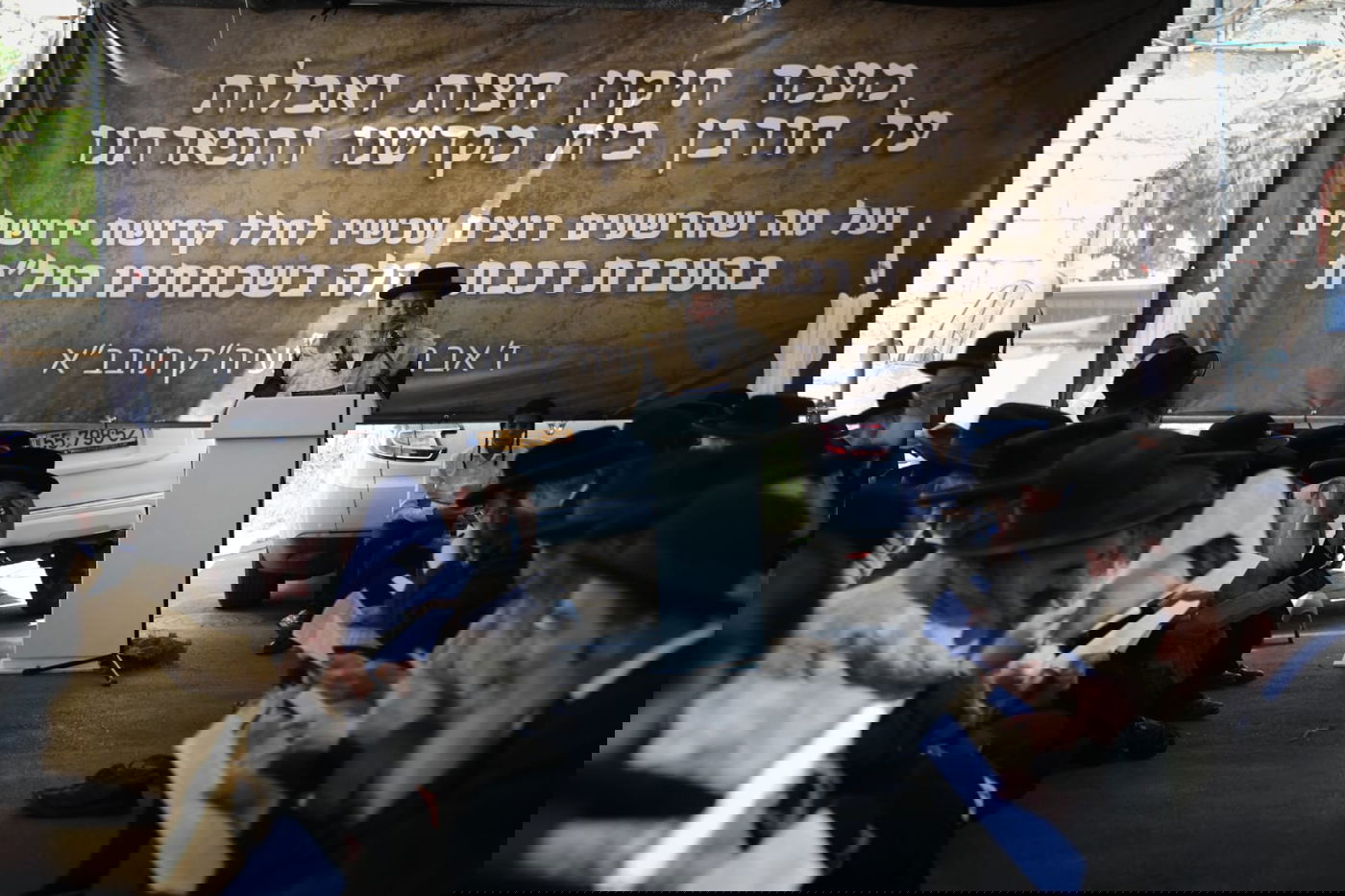 במחאת הרכבת בבר אילן: שק ואפר ו'תיקון'