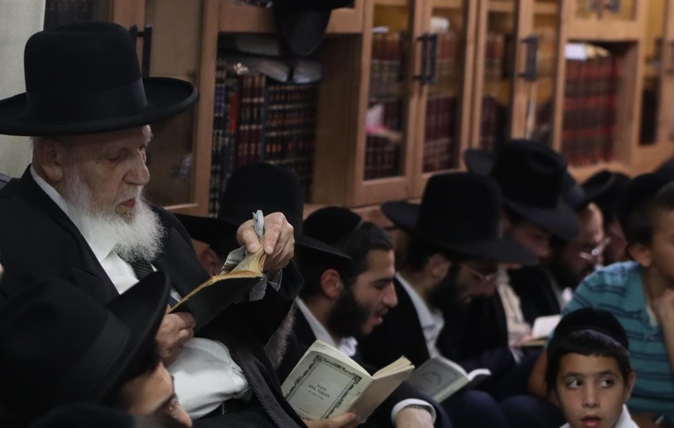 צפו: הקינות של נשיא המועצת הגר"ש כהן