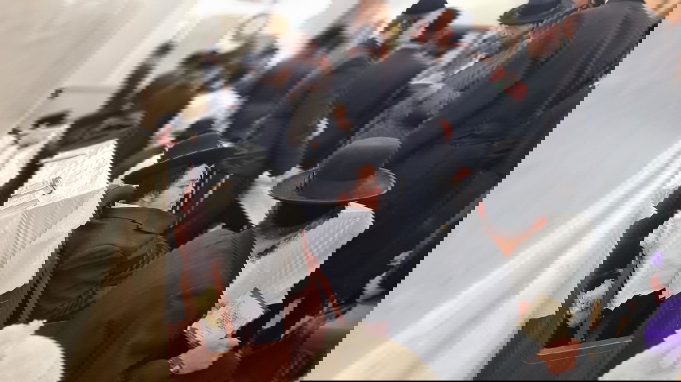 ליל תשעה באב, בציון הרשב"י במירון; צפו