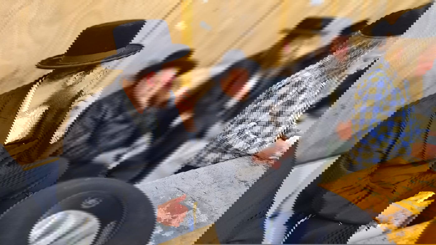 ליל תשעה באב, בציון הרשב"י במירון; צפו