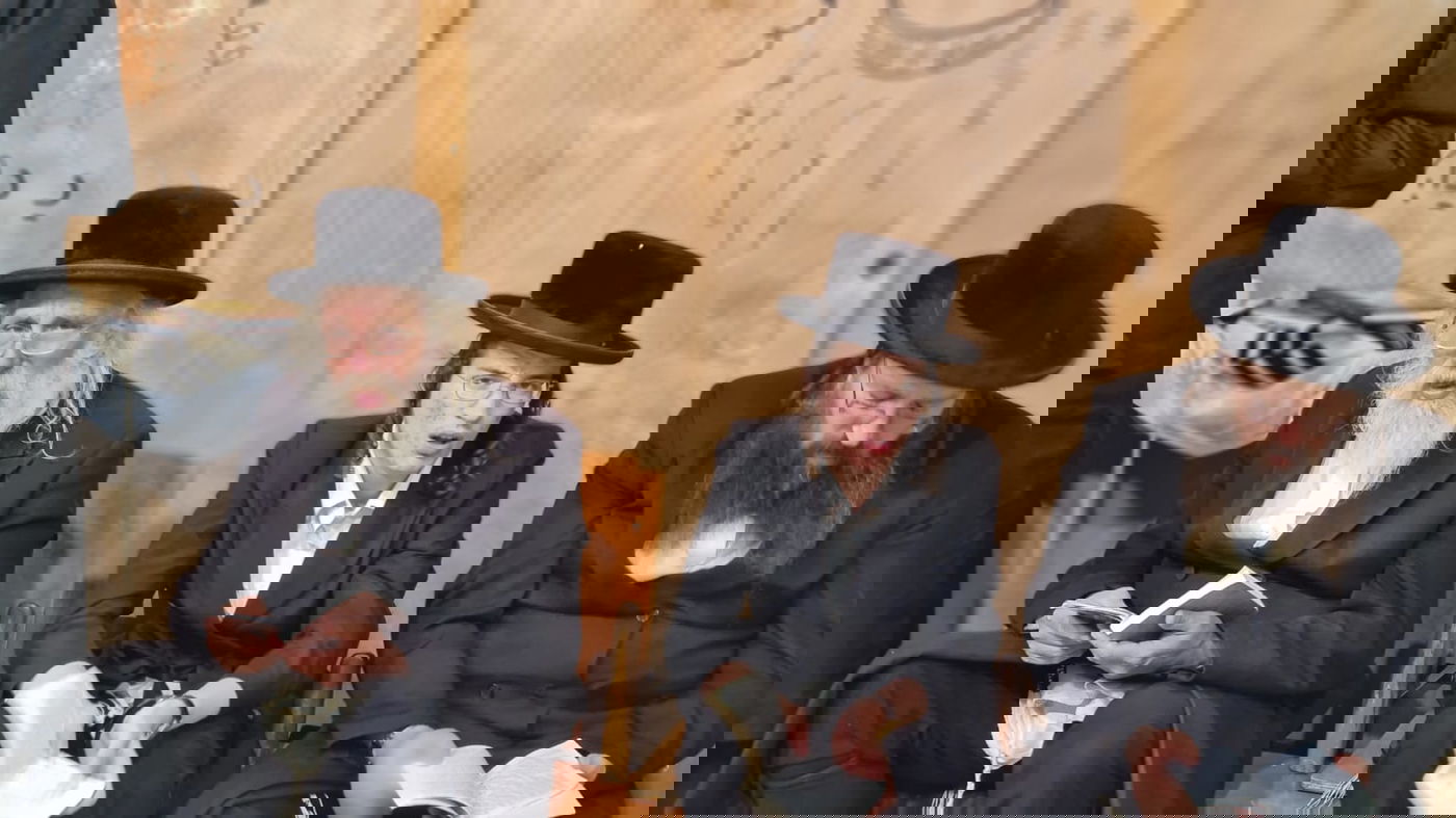 ליל תשעה באב, בציון הרשב"י במירון; צפו