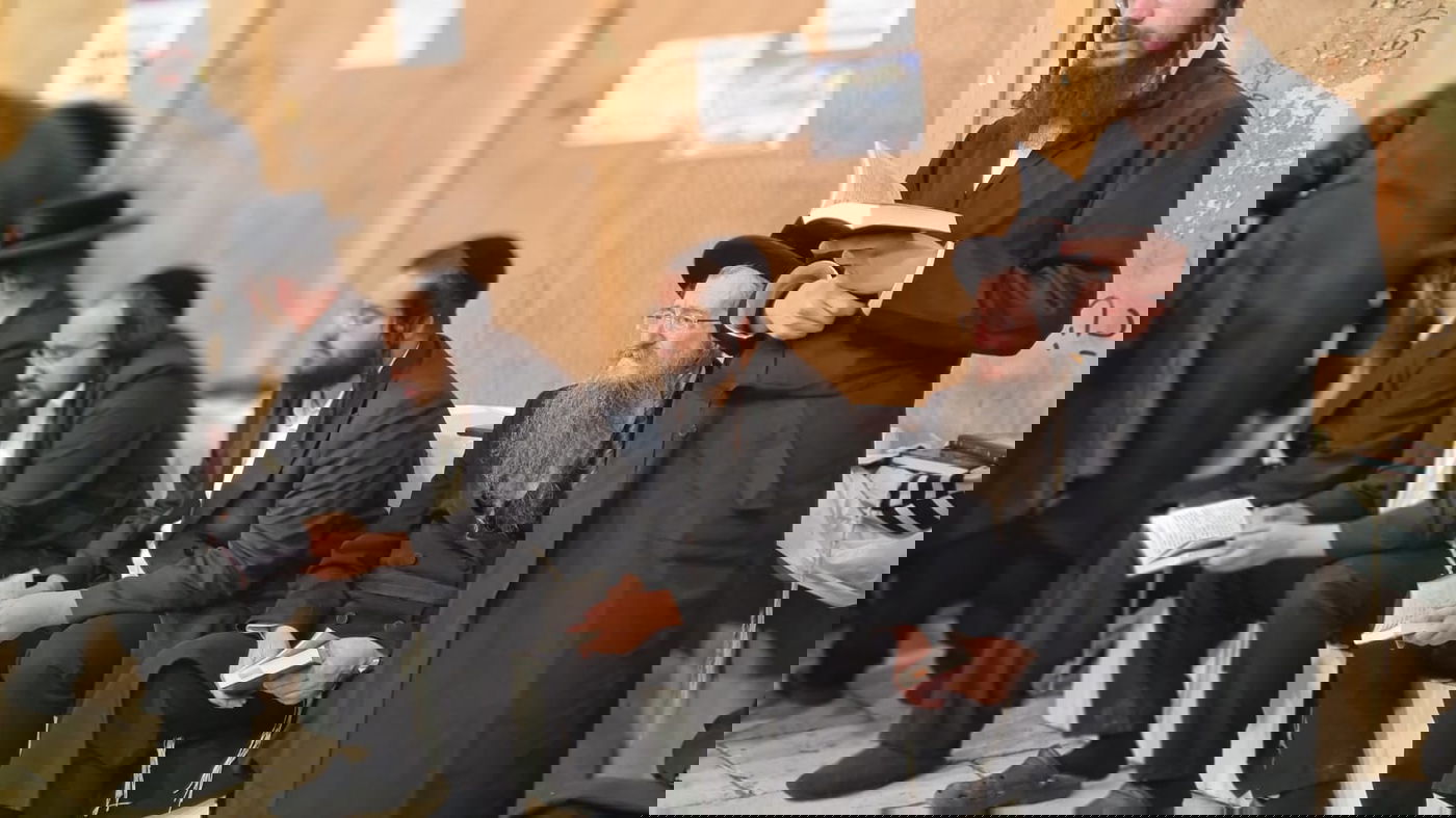 ליל תשעה באב, בציון הרשב"י במירון; צפו