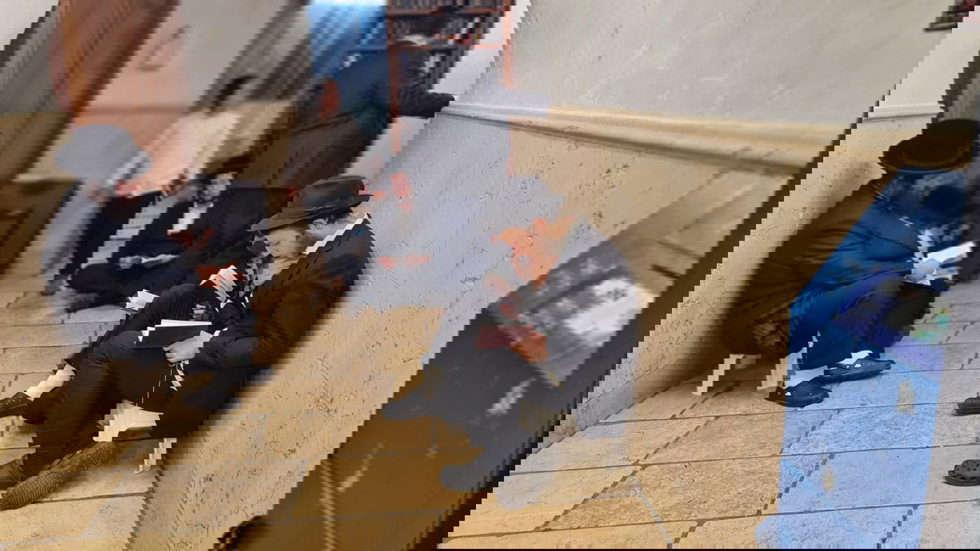 ליל תשעה באב, בציון הרשב"י במירון; צפו